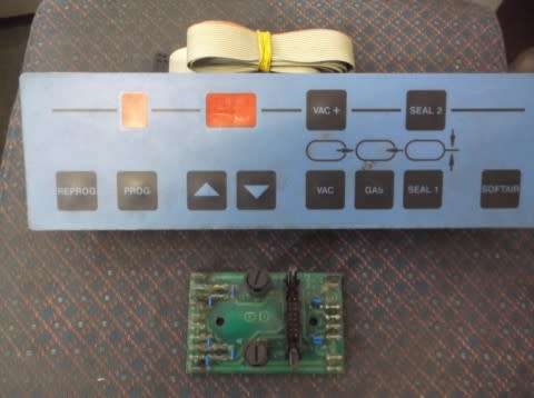 HENKOVAC ( TYPE: H 1000 H ) VACUUM PACK MACHINE PC CONTROL BOARDS
